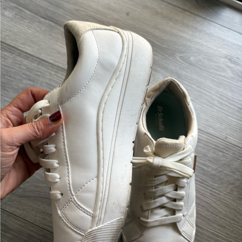 Dr. Scholl's Cream and White Casual Sneakers